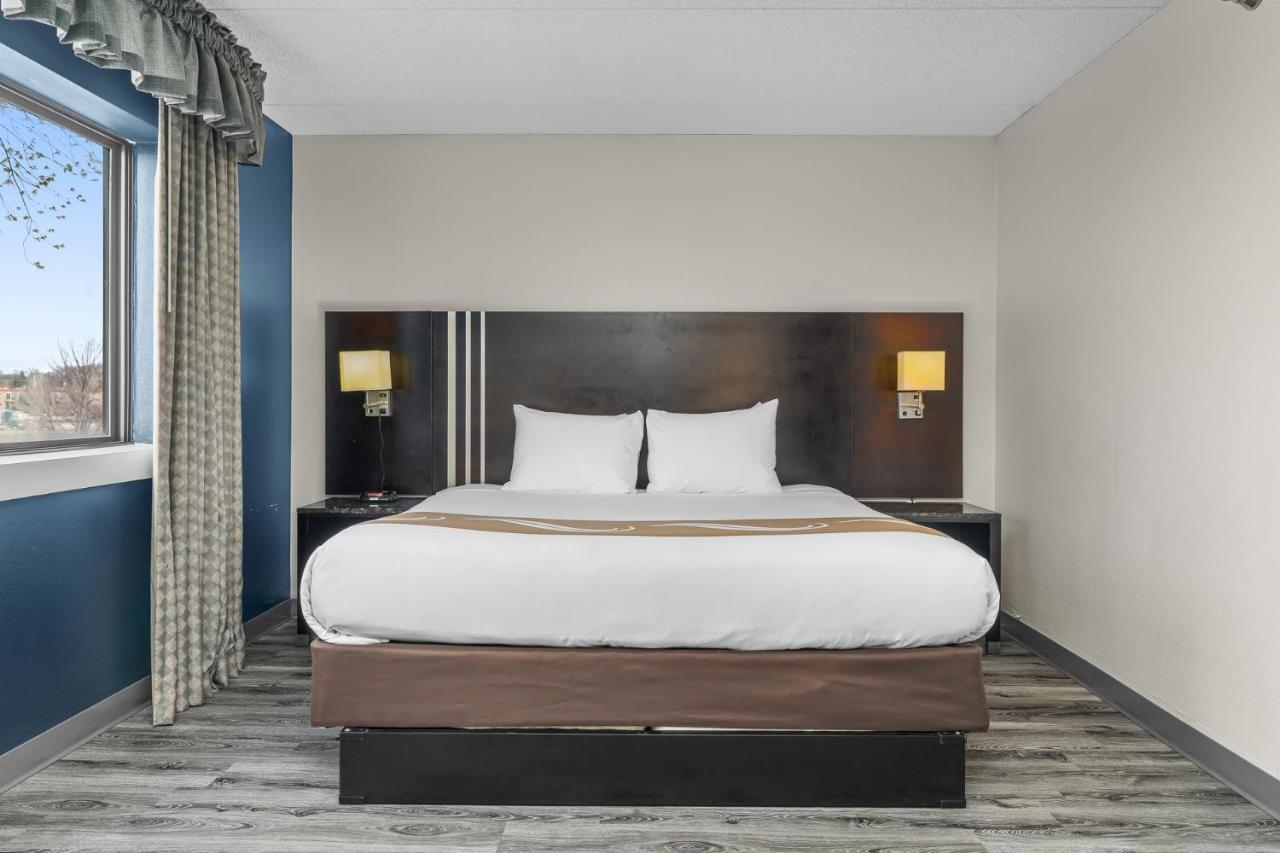 Quality Inn & Suites Mall Of America - Msp Airport Bloomington Dış mekan fotoğraf